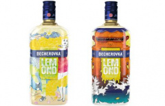 Pomalovaná Becherovka