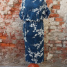 Dlouhé šaty - květy na tmavě modré, velikost L (bavlna)
