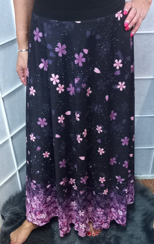 Dlouhá půlkolová sukně - drobné růžové květy (umělé hedvábí)