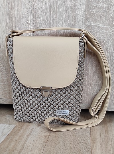 Háčkovaná crossbody