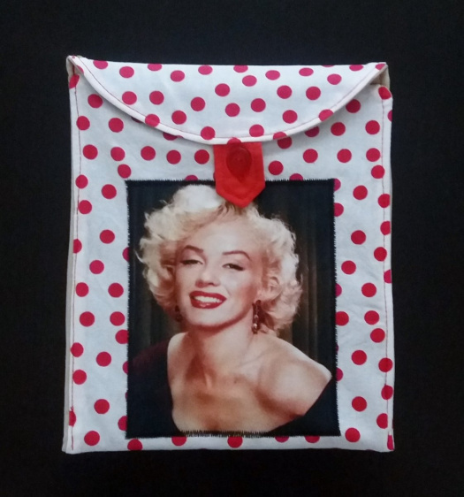 Kapsička či obal Marilyn Monroe