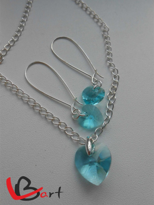 Set - Swarovski Elements light turquoise SS8