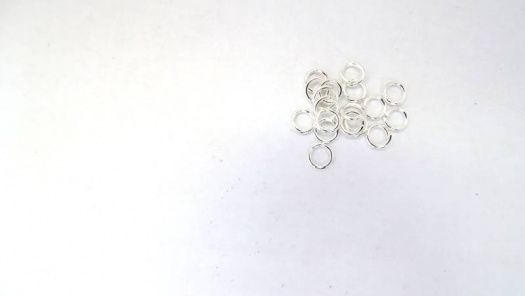 Spojovací kroužky 6x15x0,8 mm, barva stříbrná, balení 10 ks