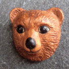 Dřevěná brož - medvídek